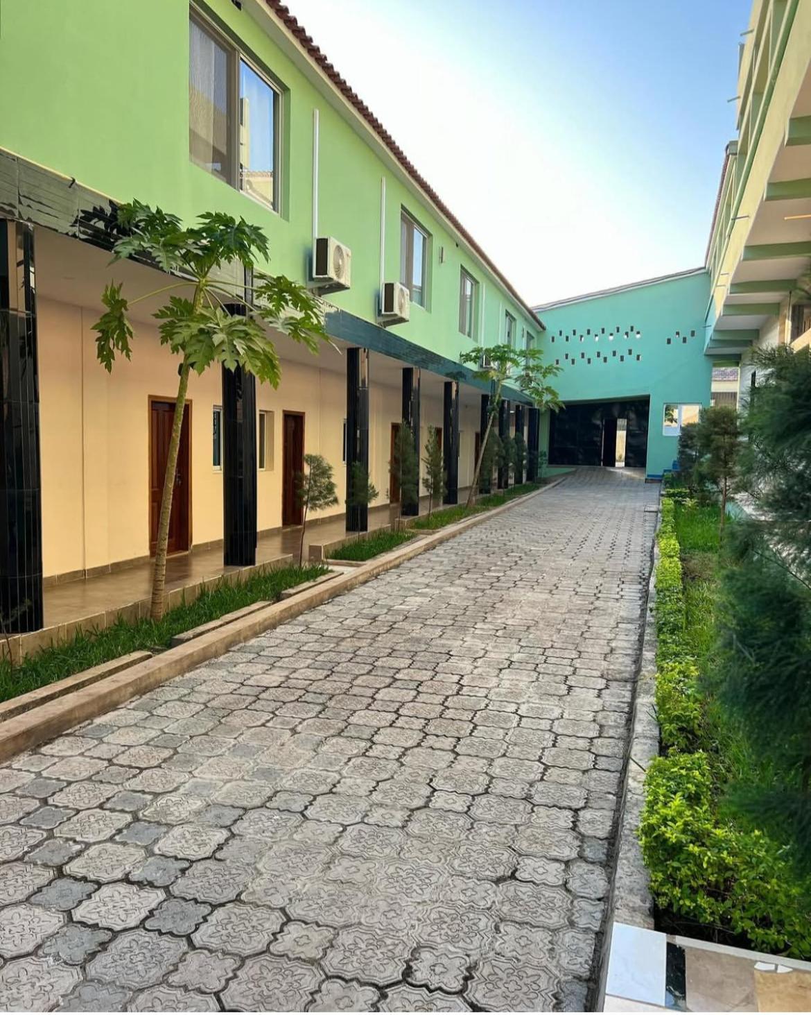 Mag Palace Hotel 비사우 외부 사진